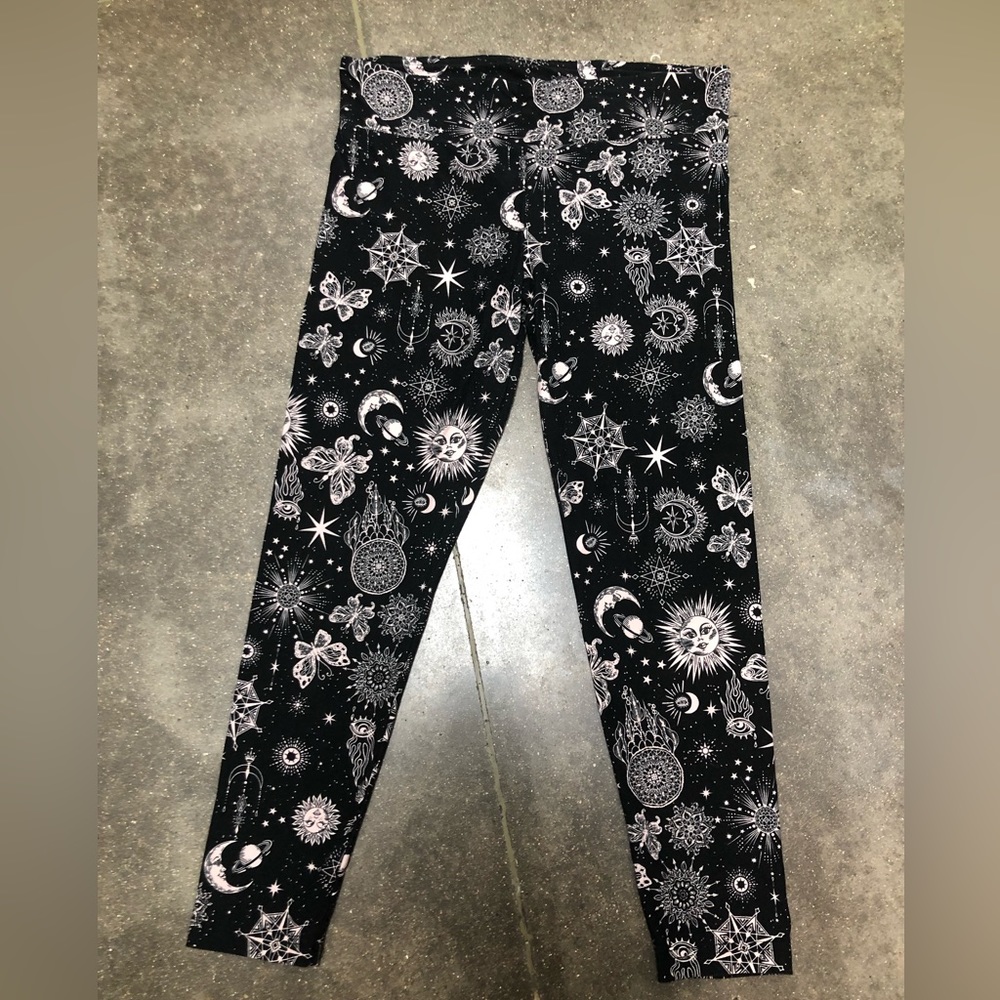NWOT Celestial leggings